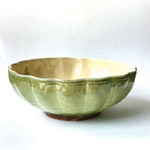 scalloped large bowl b. - grass green